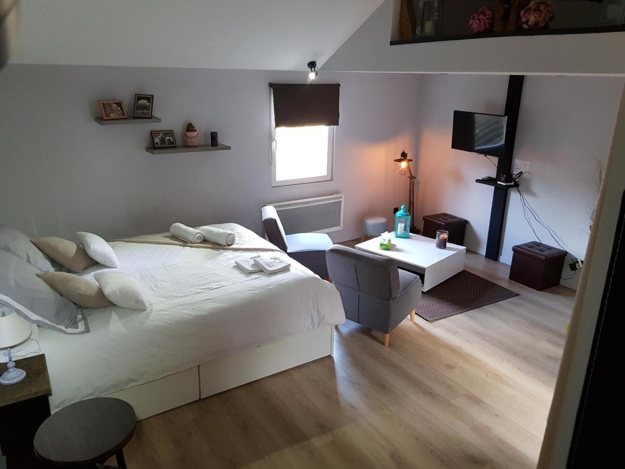 Au Detour De Gournay Aparthotel Buitenkant foto